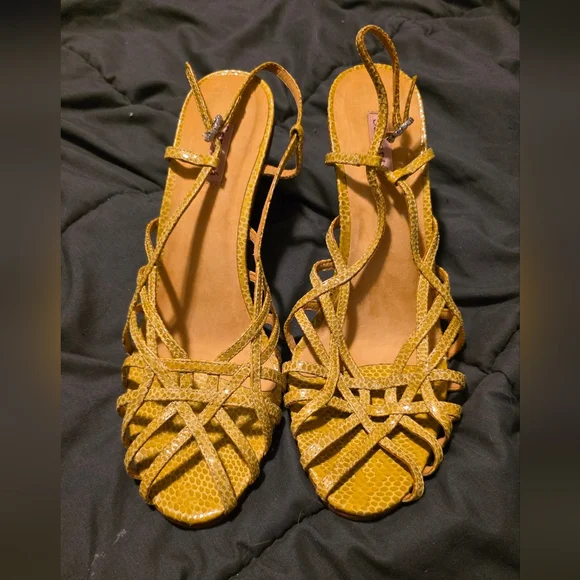 Yellow Strappy Women's Sandals - Picture 1 of 3